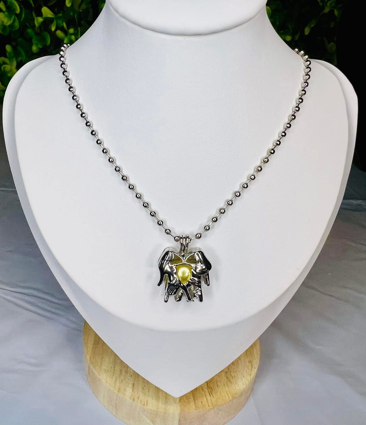 Gemini ♊️ charm necklace-incluye ostra 🦪 con perla-charm y cadena más regalo sorpresa 💝