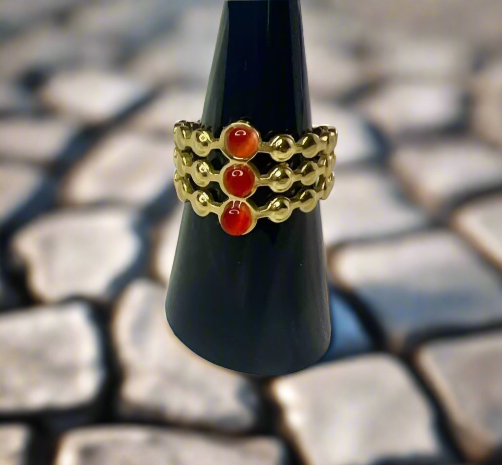 Red stone ring-size 7-8  #125