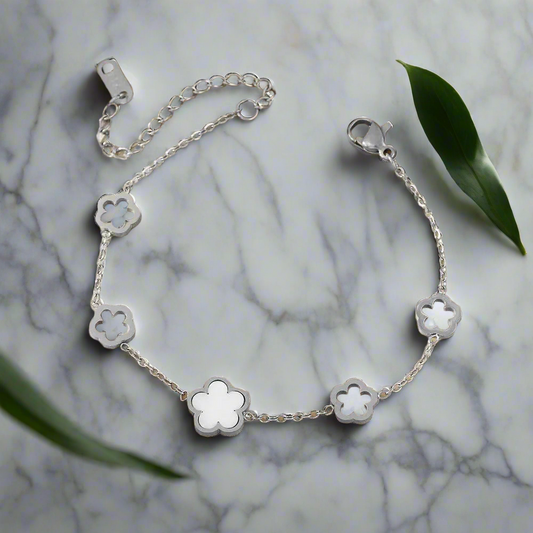 Silver clover bracelet #93
