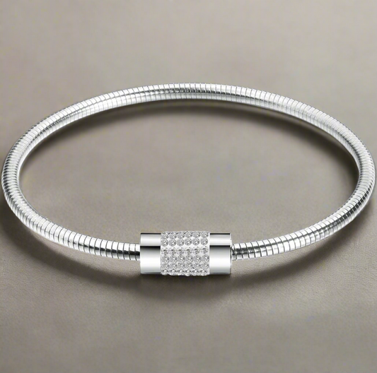 90) Diamond cube magnet bracelet