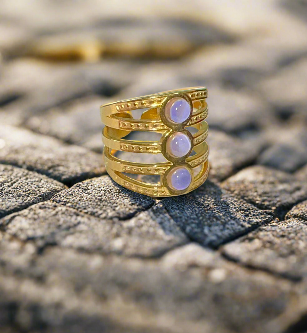 1/purple luminous stone ring-size 7
